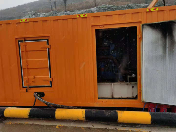 向阳街道发电机出租 柴油发电机组电压低报警怎么办？
