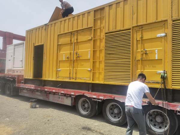 向阳街道发电机出租100KW发电机需要什么规格的电缆线？